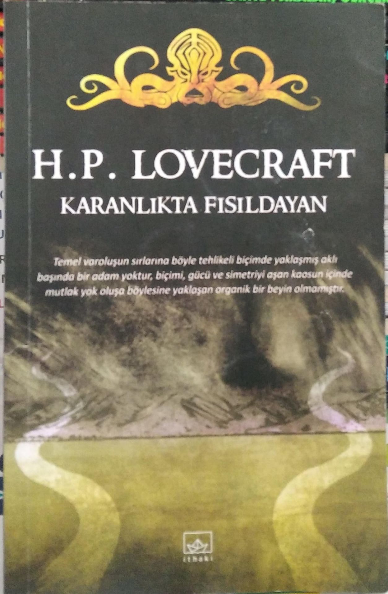 Karanlıkta Fısıldayan - Howard Phillips Lovecraft