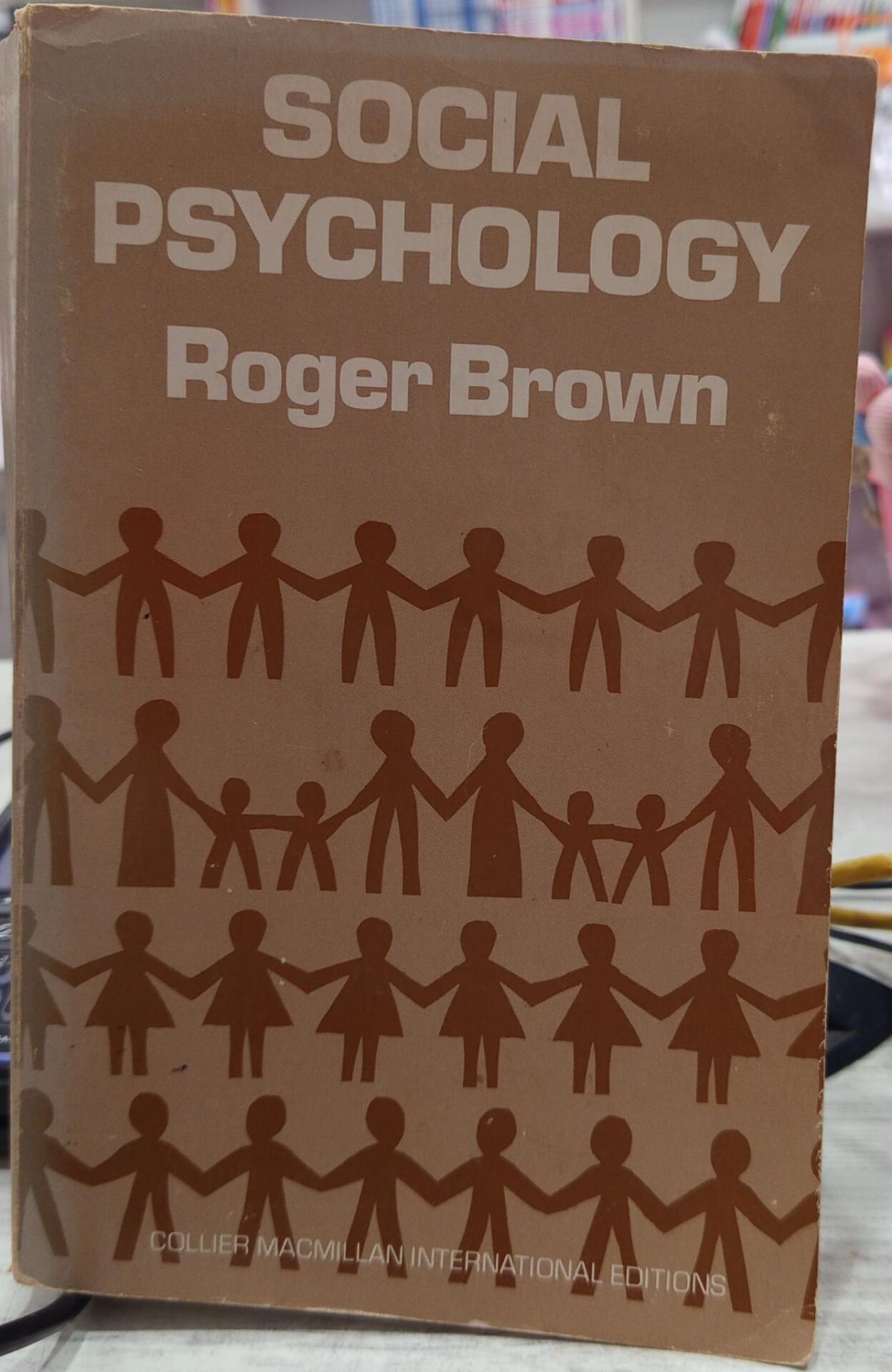 SOCIAL PSYCHOLOGY - ROGER BROWN