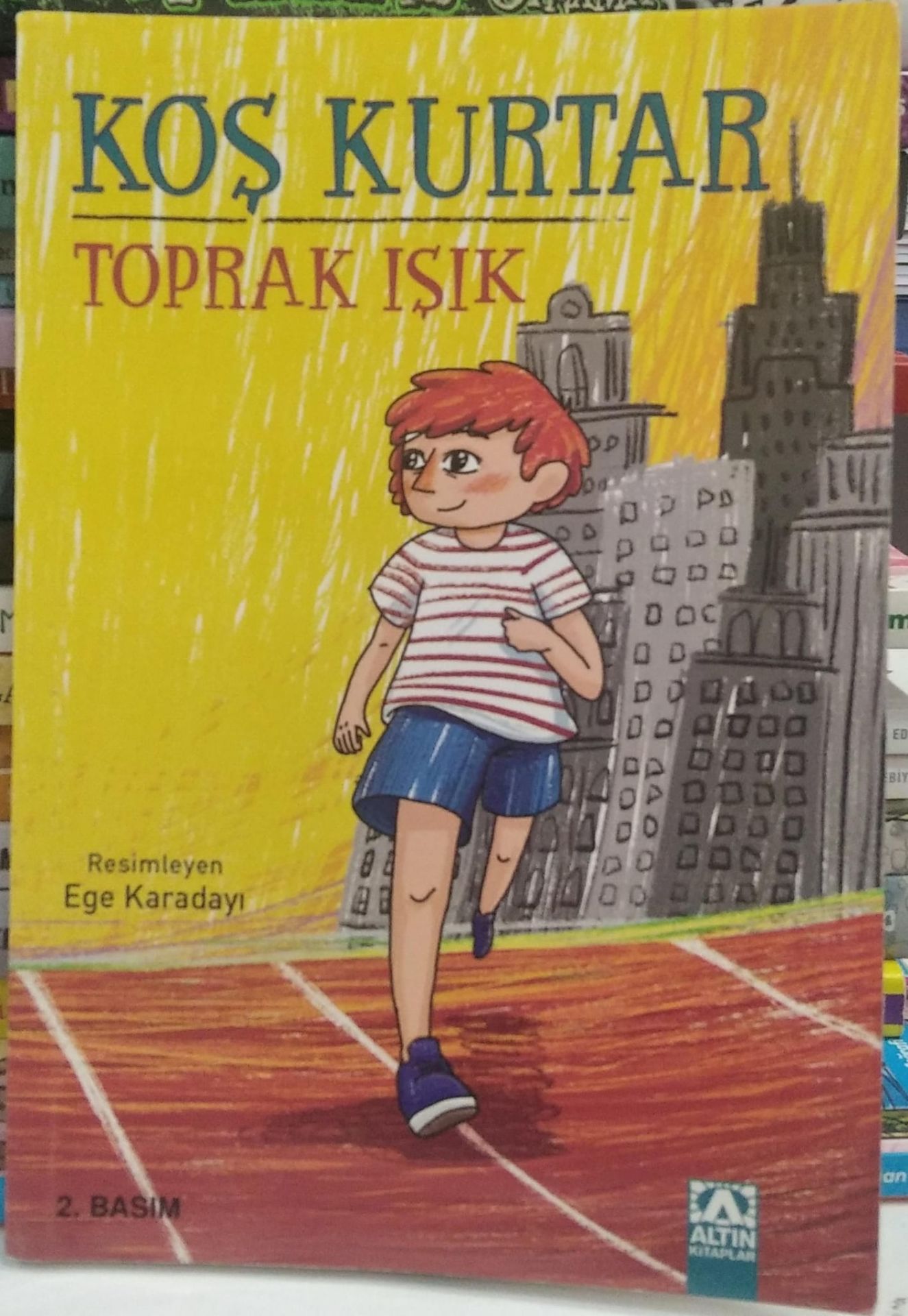 Koş Kurtar - Toprak Işık