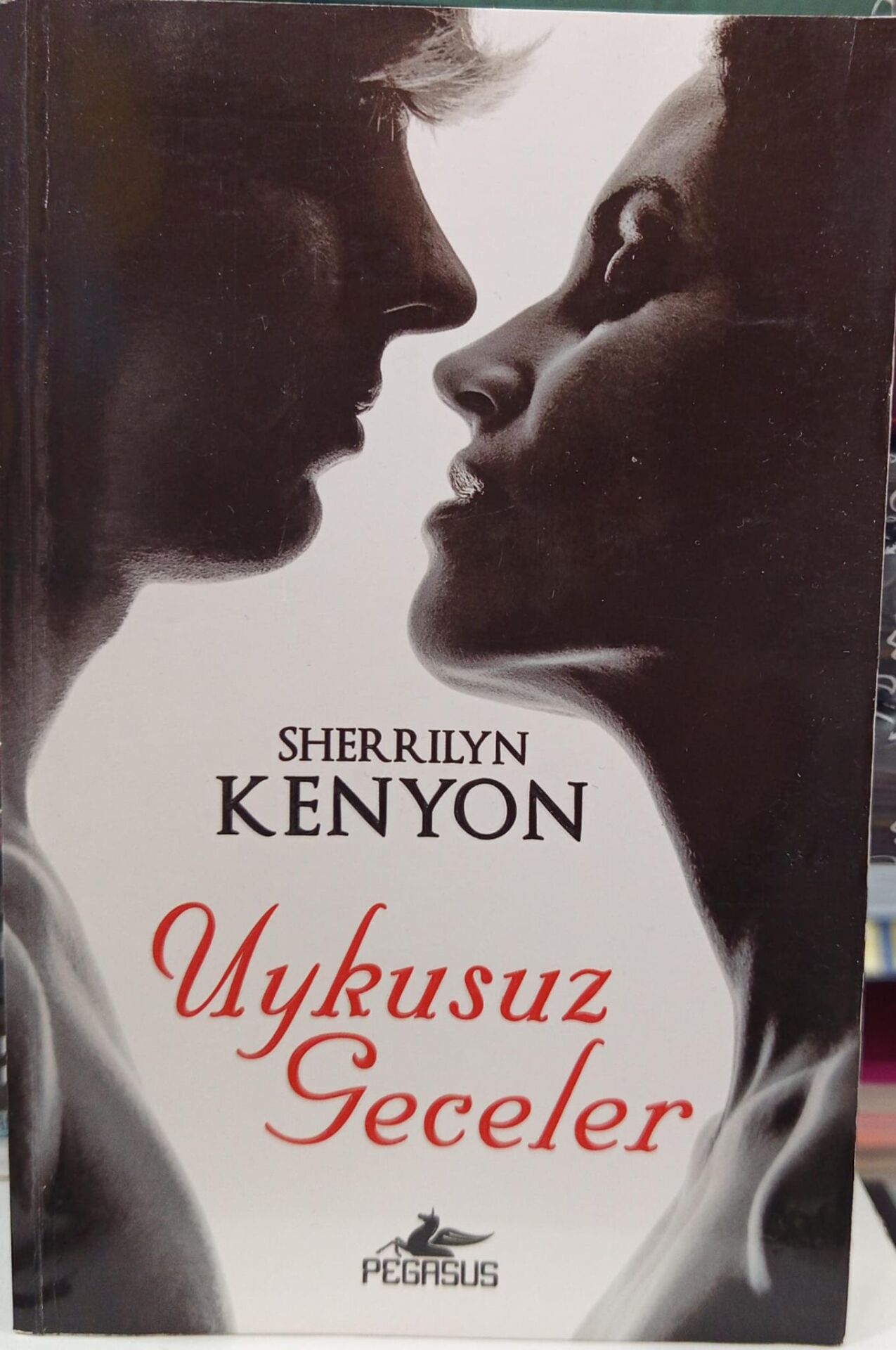 Uykusuz Geceler - Sherrilyn Kenyon