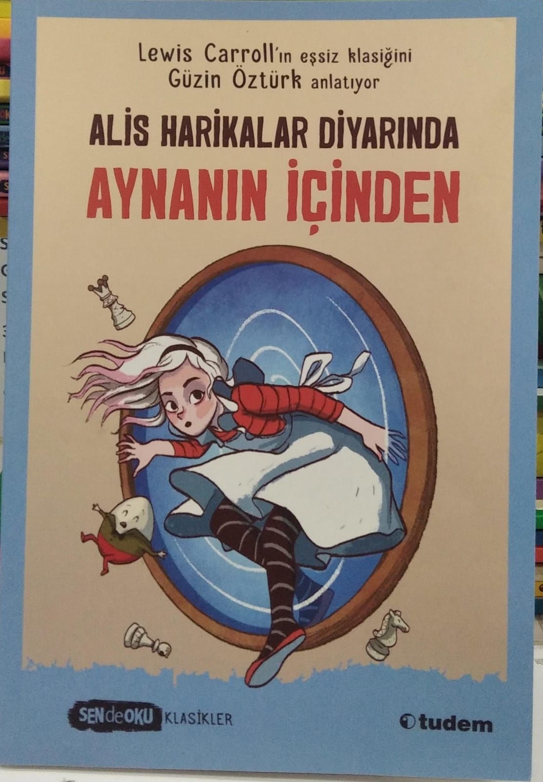 Sen de Oku  - Alis Harikalar Diyarında  /  Aynanın İçinden