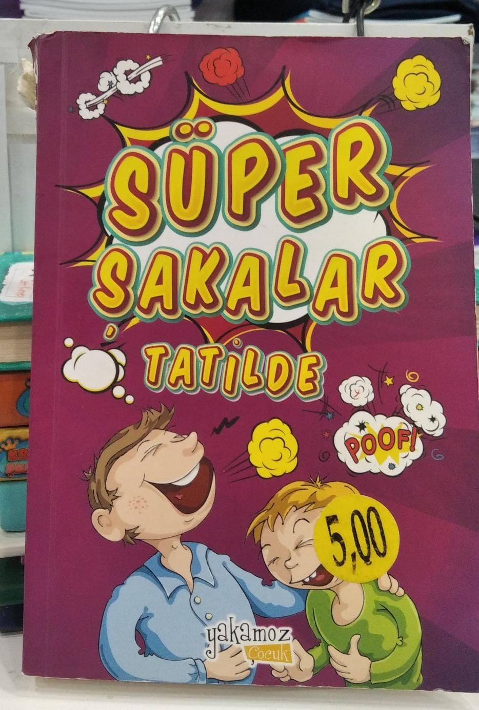 Süper Şakalar Tatilde-  Pau Clua