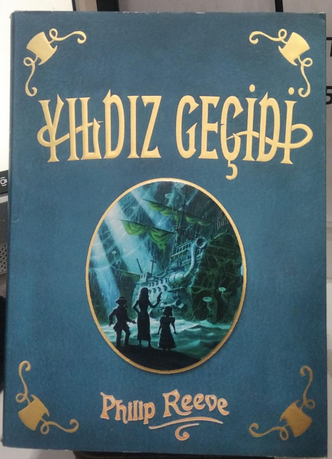 Yıldız Geçidi - Philip Reeve