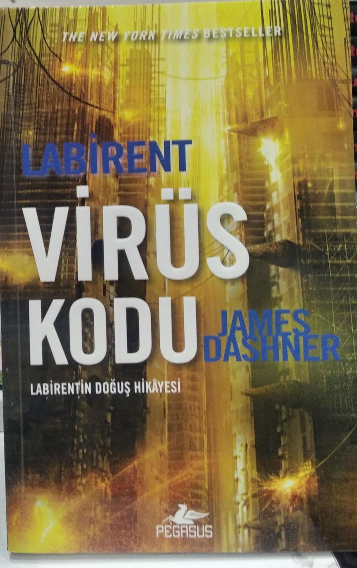 Labirent - Virüs Kodu / James Dashner