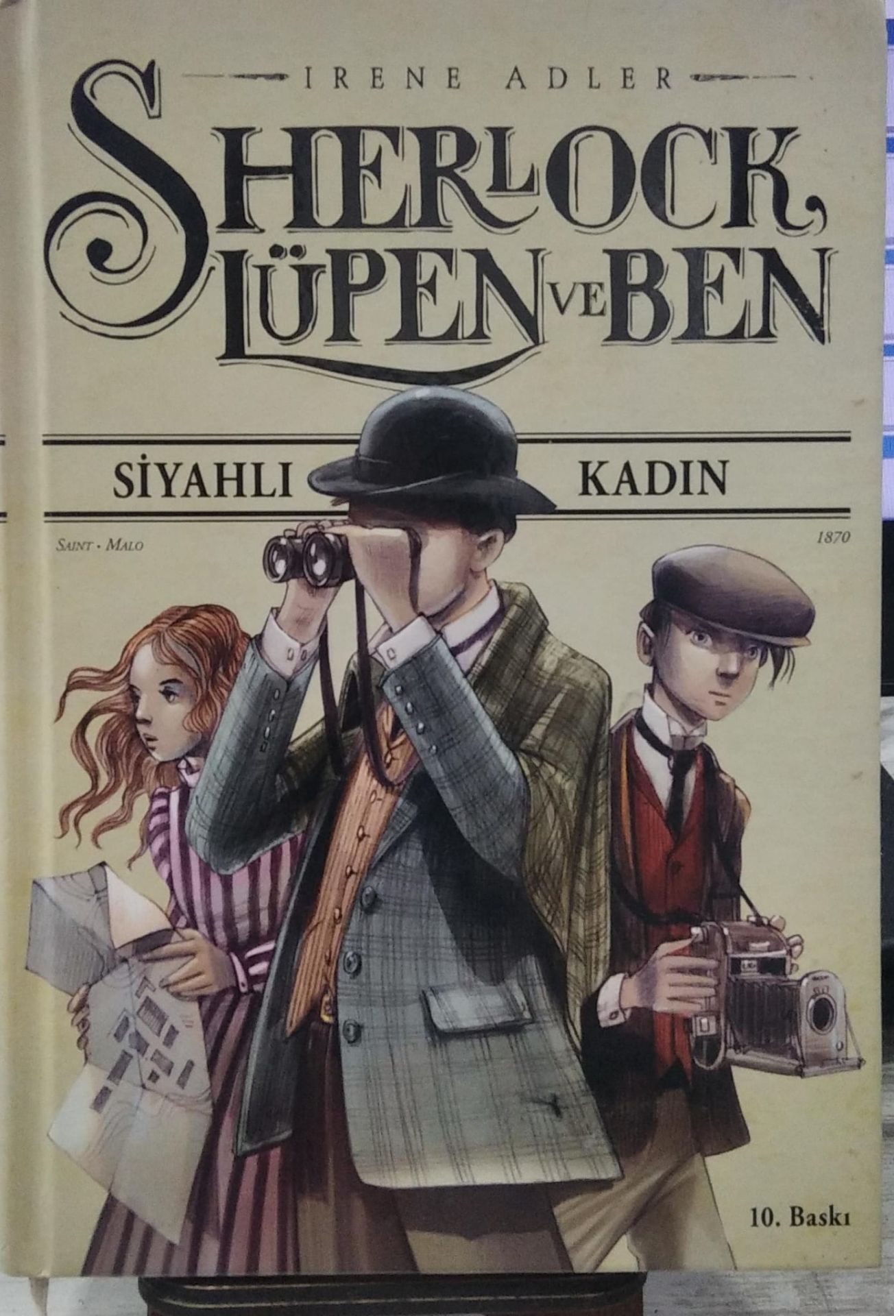 Sherlock Lüpen ve Ben 1 - Siyahlı Kadın