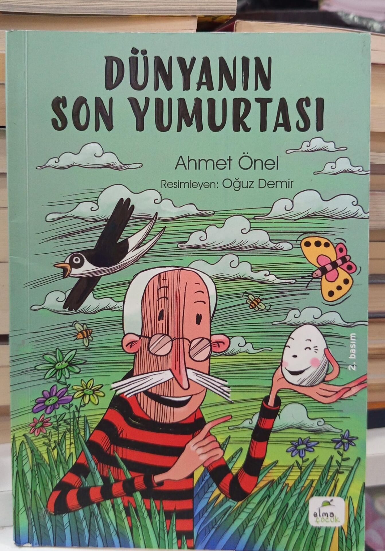 Dünyanın Son Yumurtası - Ahmet Önel