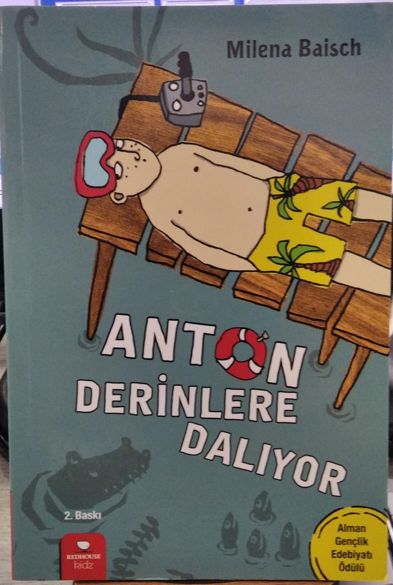 Anton Derinlere Dalıyor