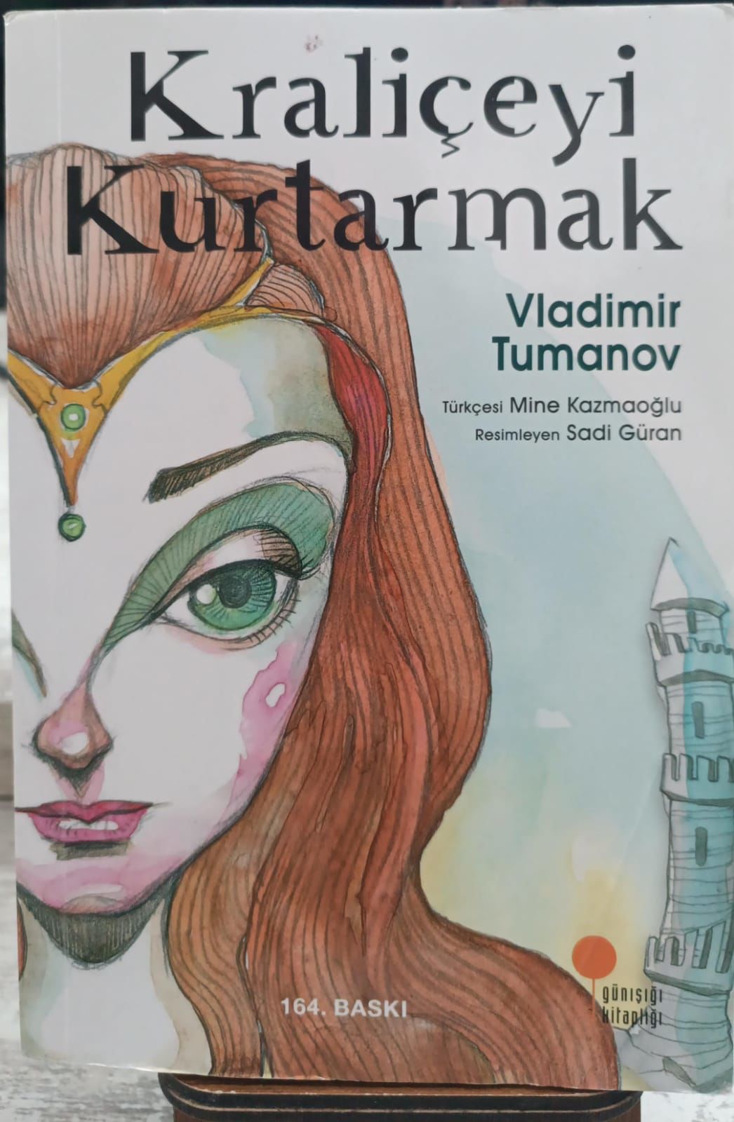 Kraliçeyi Kurtarmak - Vladimir Tumanov