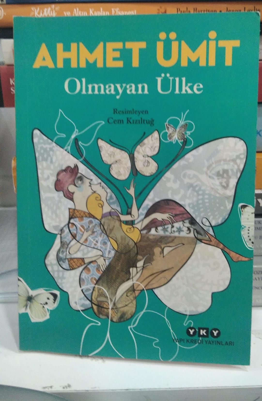 Olmayan Ülke - Ahmet Ümit