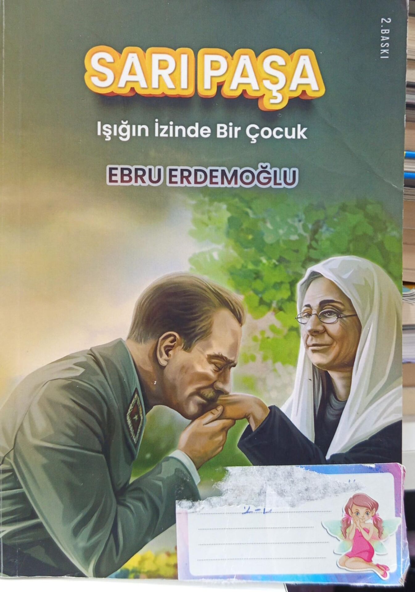 Sarı Paşa - Işığın İzinde Bir Çocuk - Ebru  ERDEMOĞLU