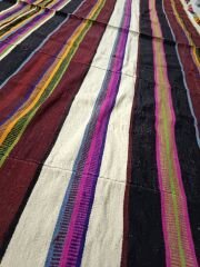 El Dokuma Antika Kilim