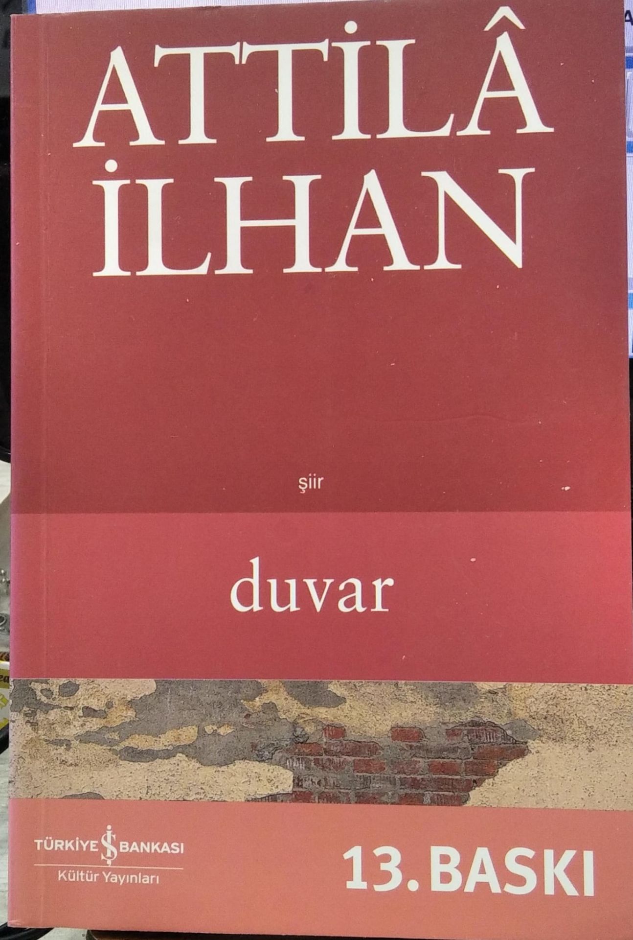 Duvar - Attila İlhan