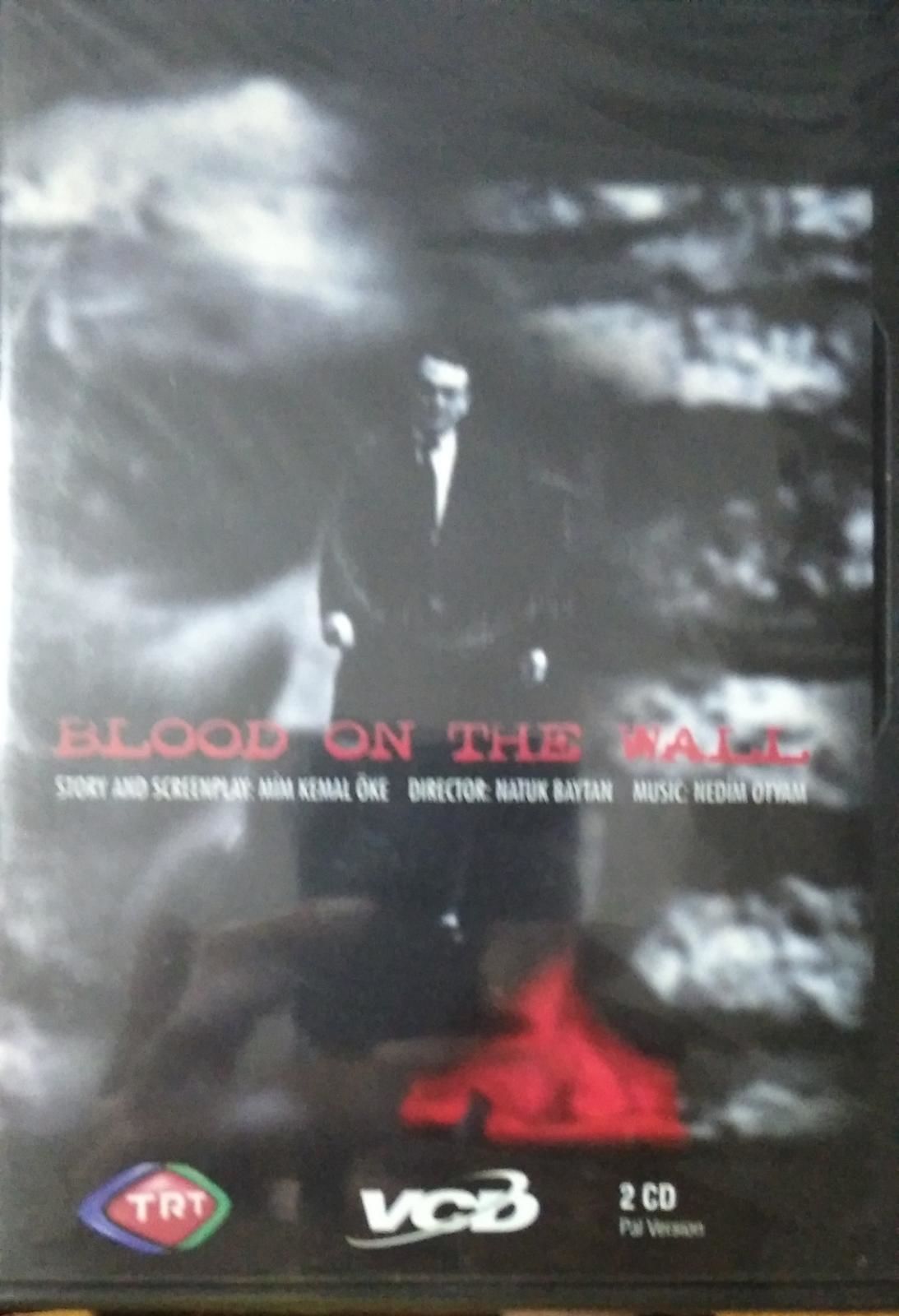 BLOOD ON THE WALL-DUVARDAKİ KAN