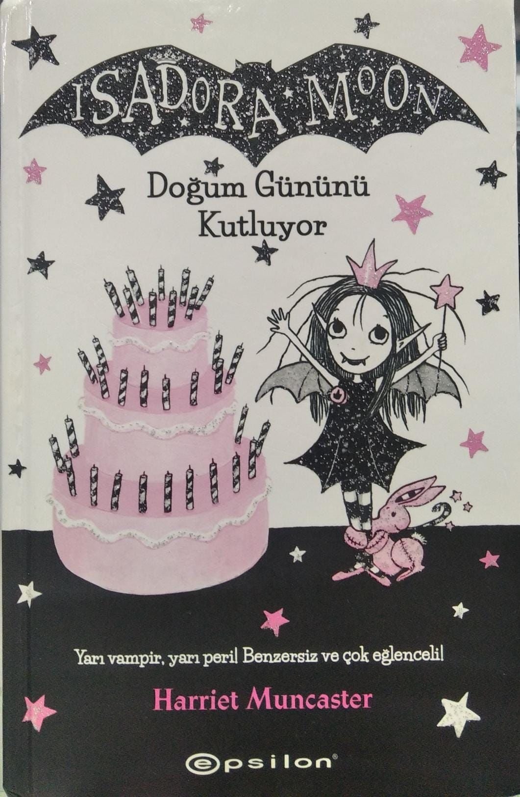 Isadora Moon - Doğum Gününü Kutluyor - Harriet Muncaster