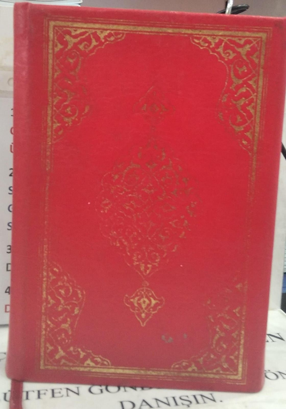 Orta Boy Kur'an-ı Kerim (Yaldızlı, Kırmızı)