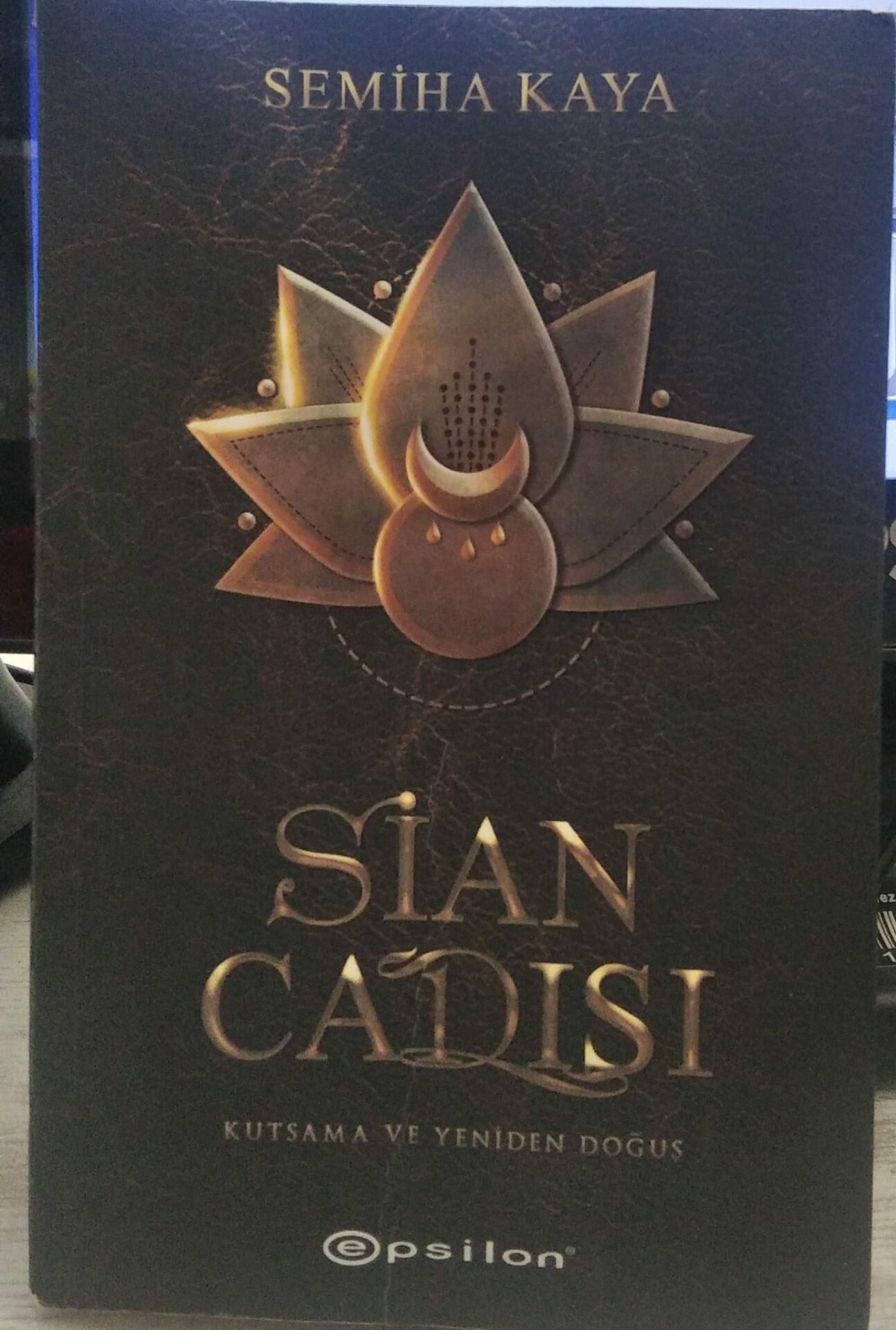 Sian Cadısı -  Semiha Kaya