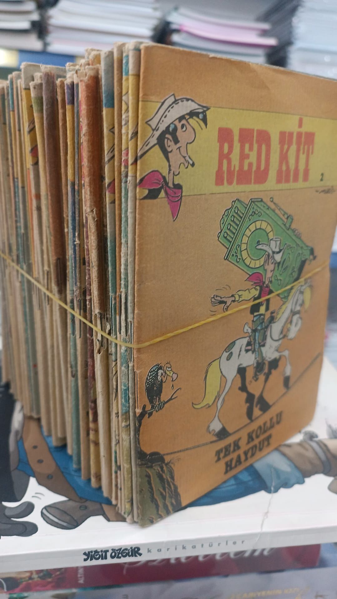 Red Kit Set - Milliyet Gazetesi - 1-55