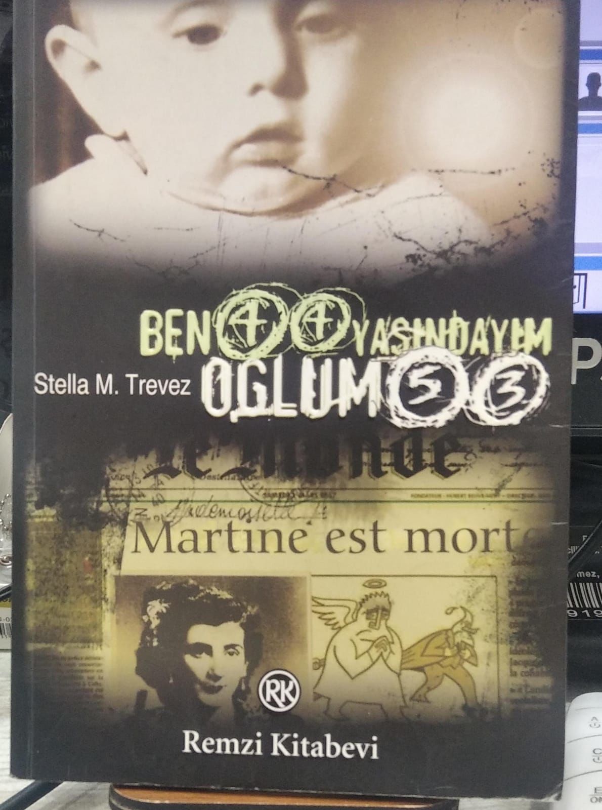 Ben 44 yaşındayım... Oğlum 53...