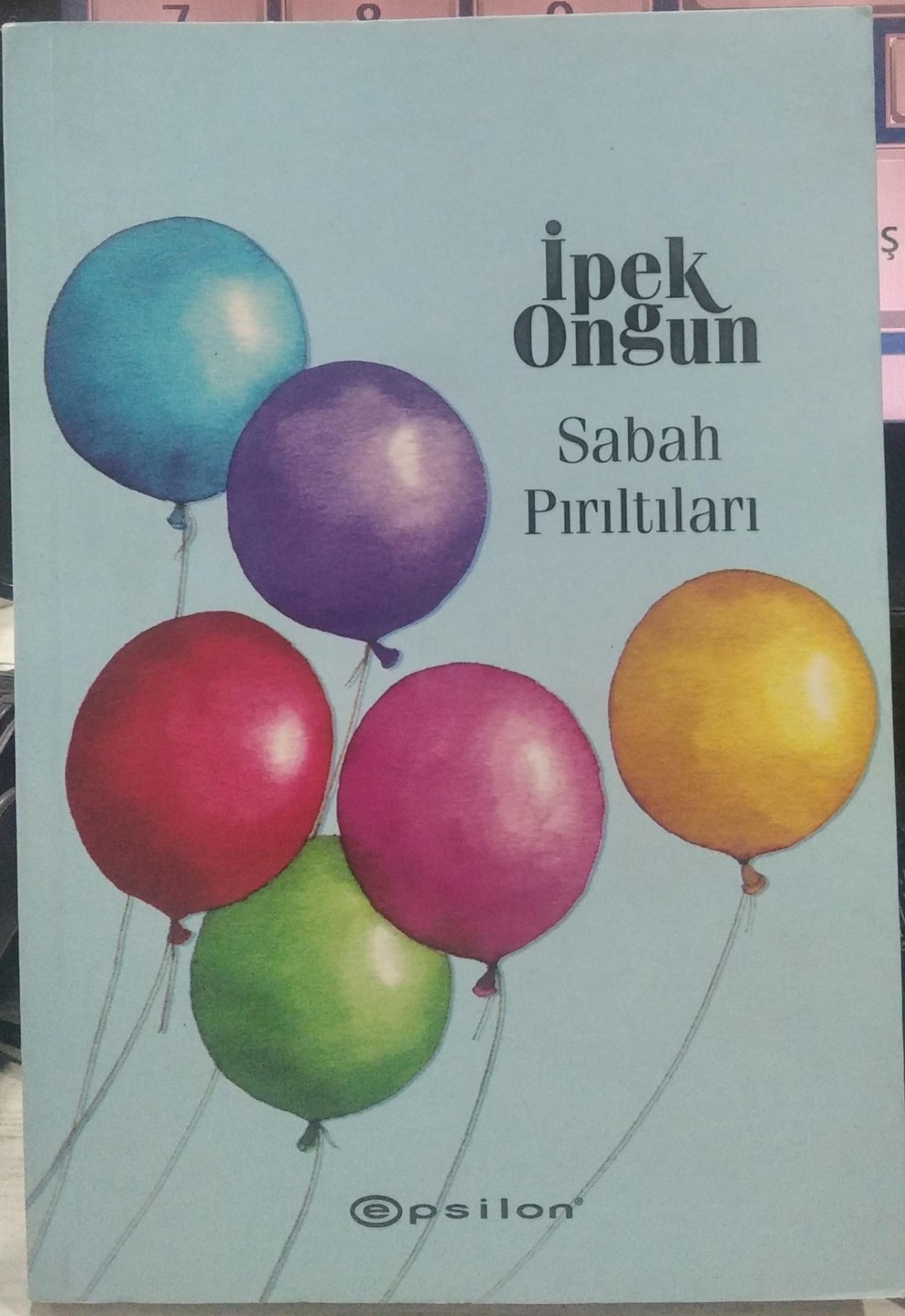 İpek Ongun- Sabah Pırıltıları