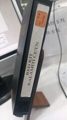 Red Kit - Kalamiti Ceyn