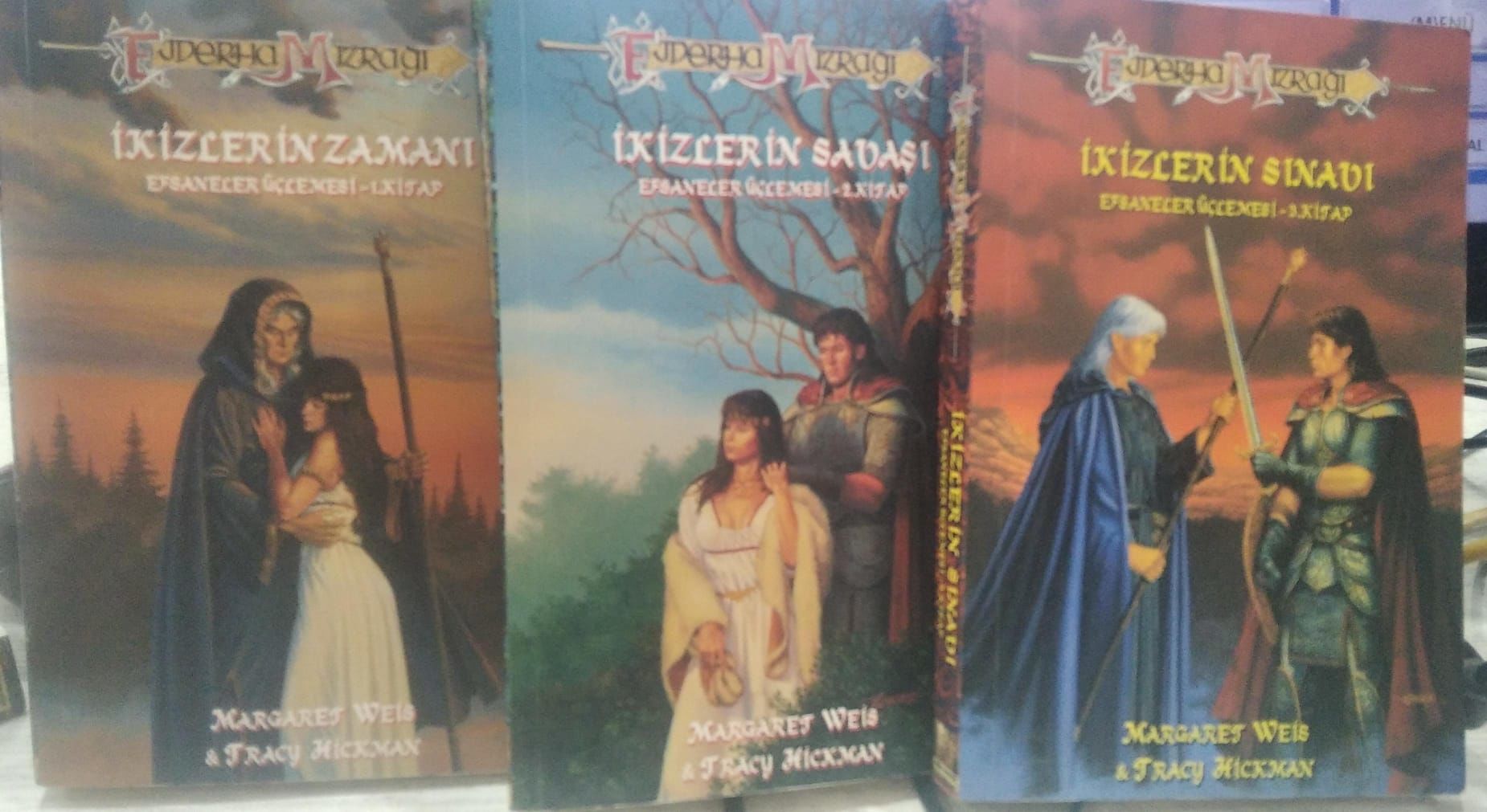 Ejderha Mızrağı Üçlemesi 3 Kitap Set