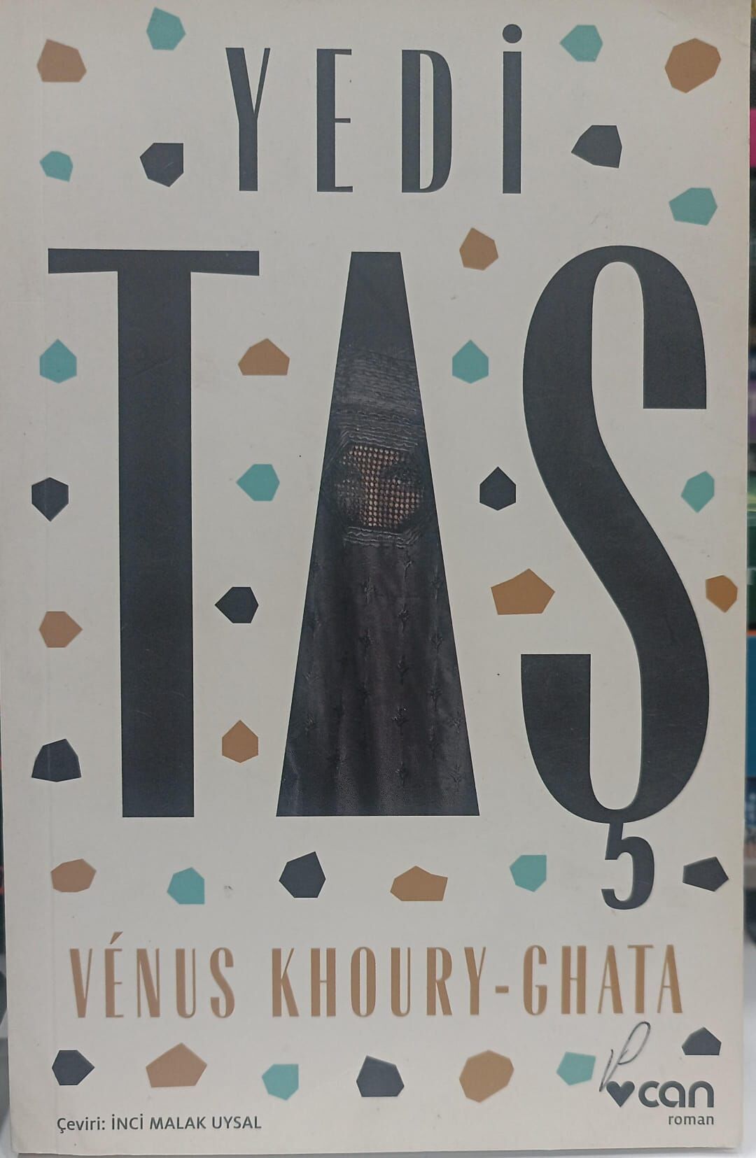 Yedi Taş - Venüs Khoury - Ghata