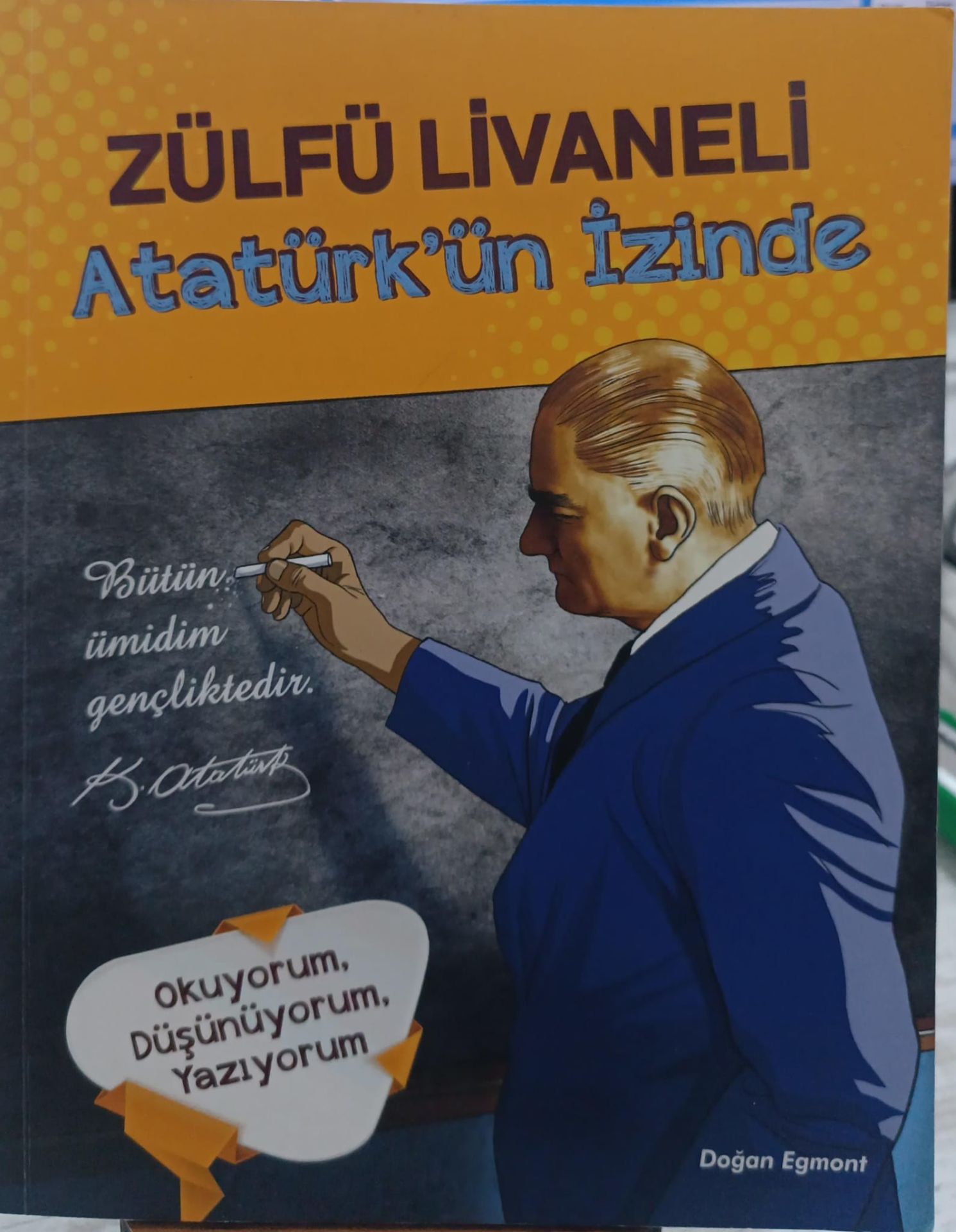 Atatürk'ün İzinde - Zülfü Livaneli