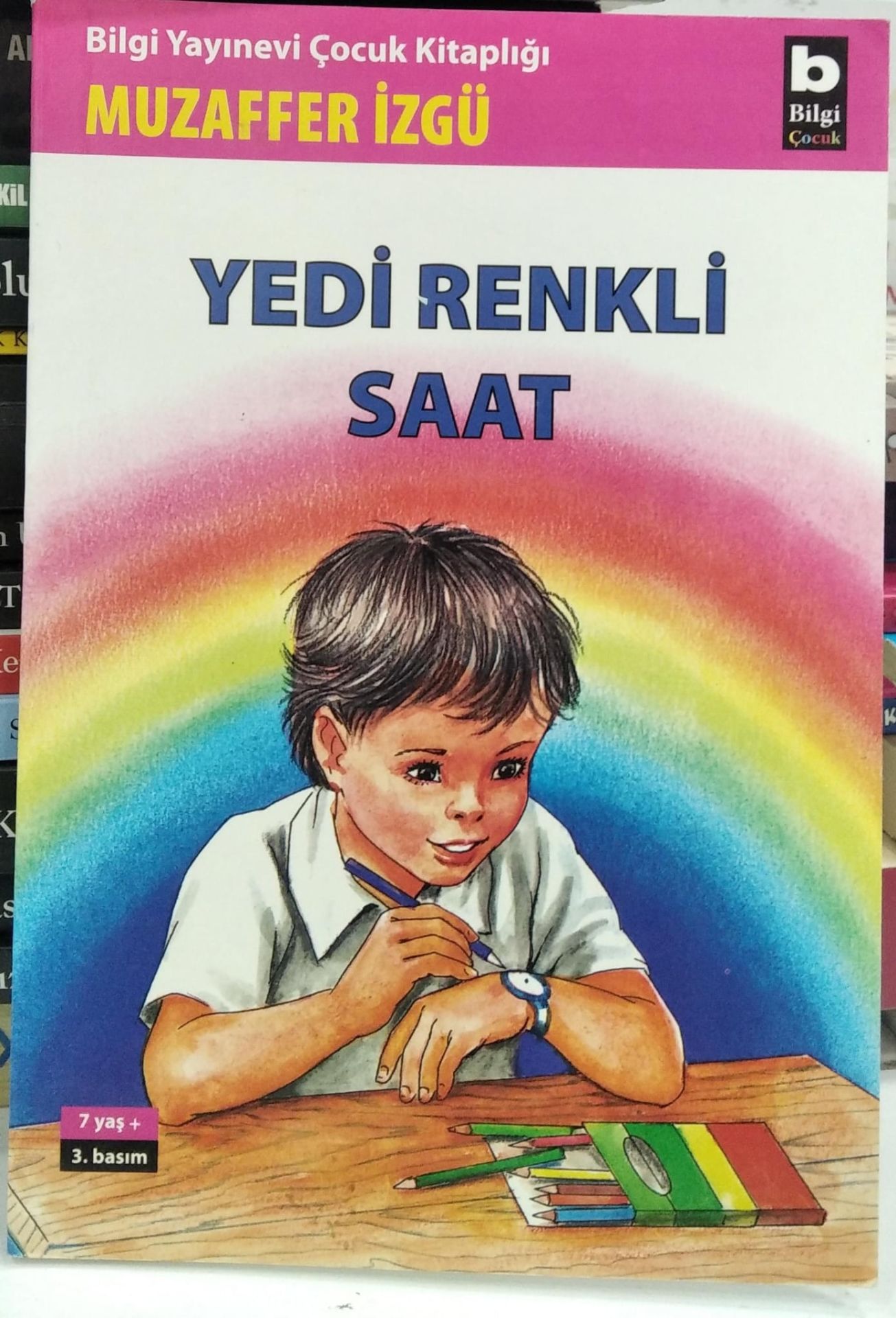 Yedi Renkli Saat - Muzaffer İzgü