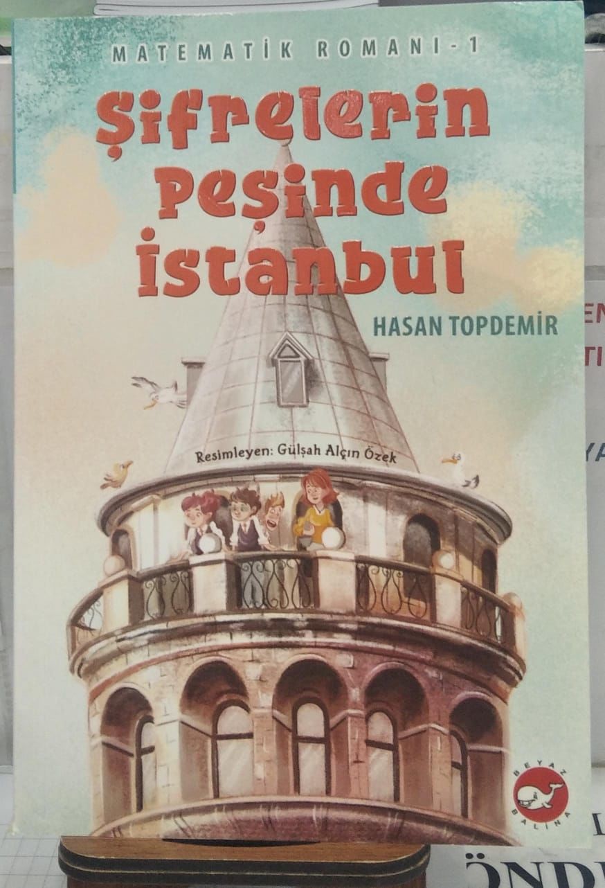 Şifrelerin Peşinde İstanbul - Hasan Topdemir