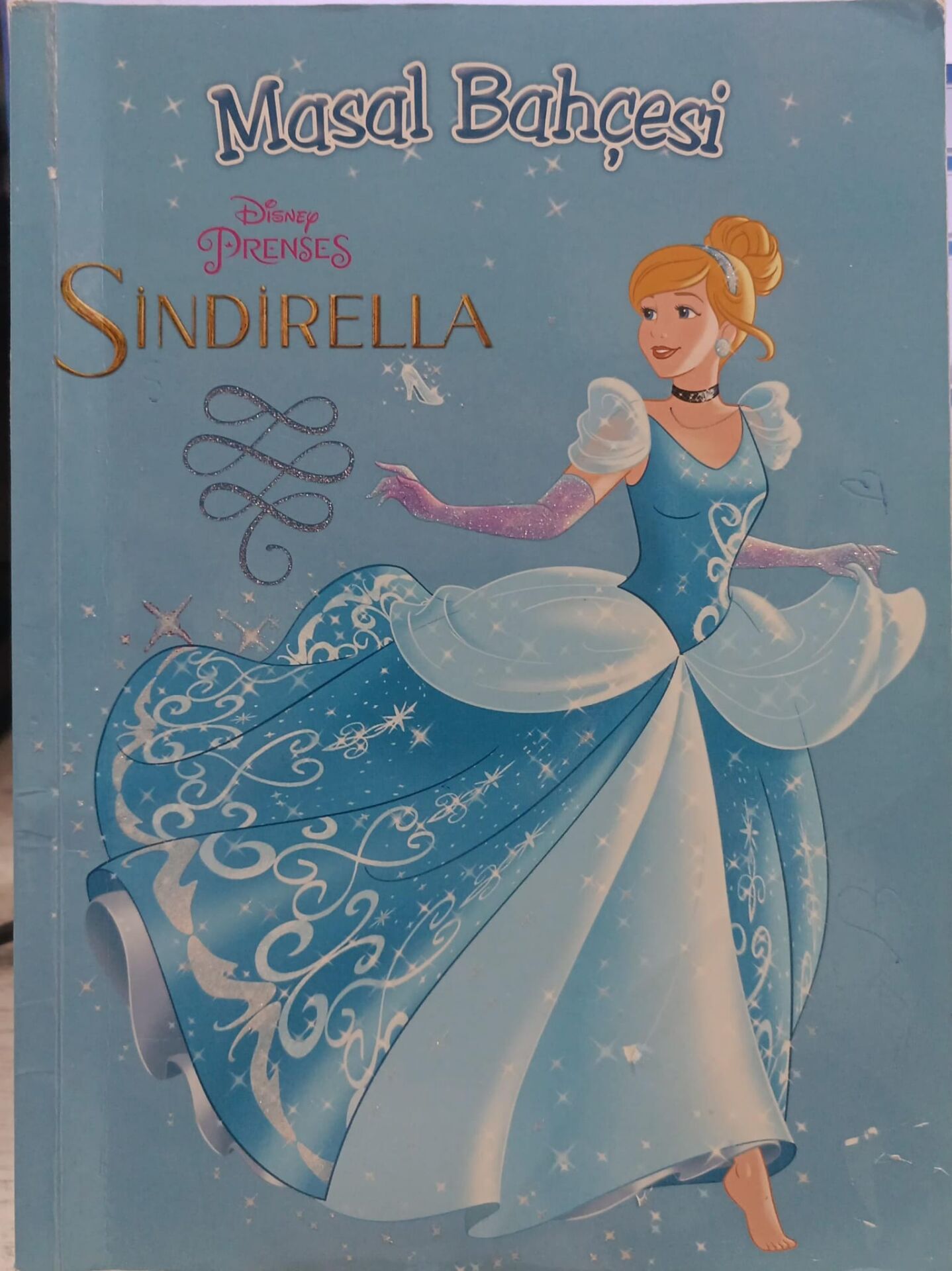 Disney Prenses Sindirella - Masal Bahçesi