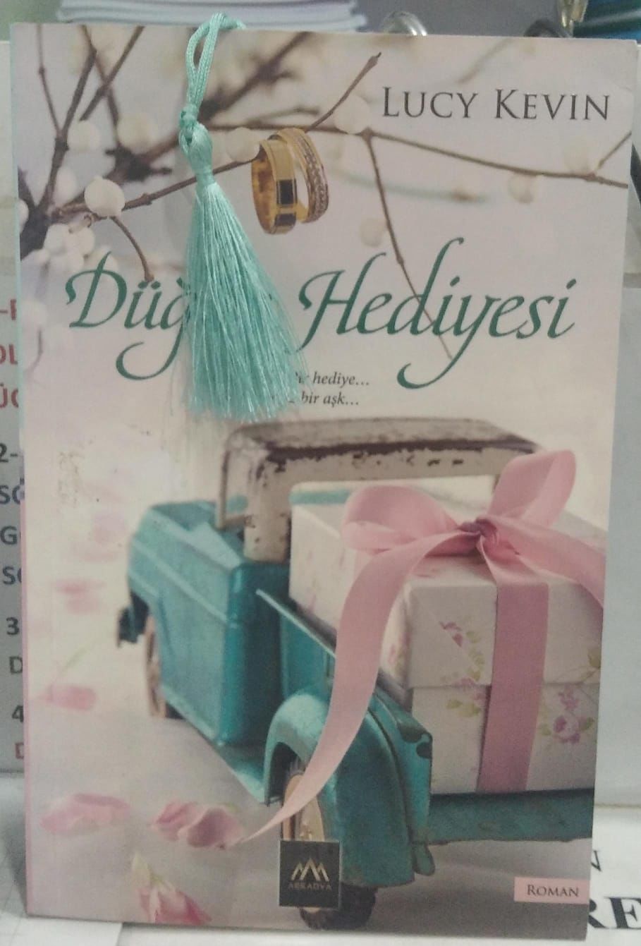 Düğün Hediyesi - Lucy Kevin