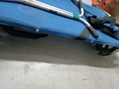 Tekerlekli Evcil Hayvan  Taşıma Sedyesi