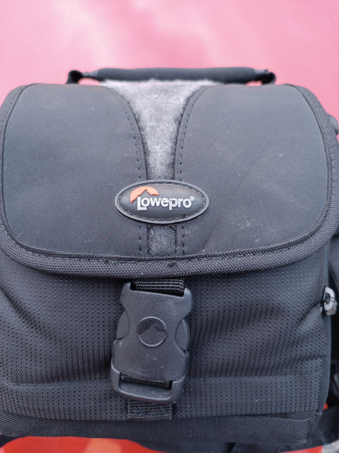 Lowepro Kamera Çantası