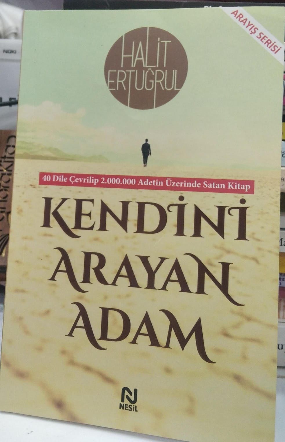 Kendini Arayan Adam - Halit Ertuğrul