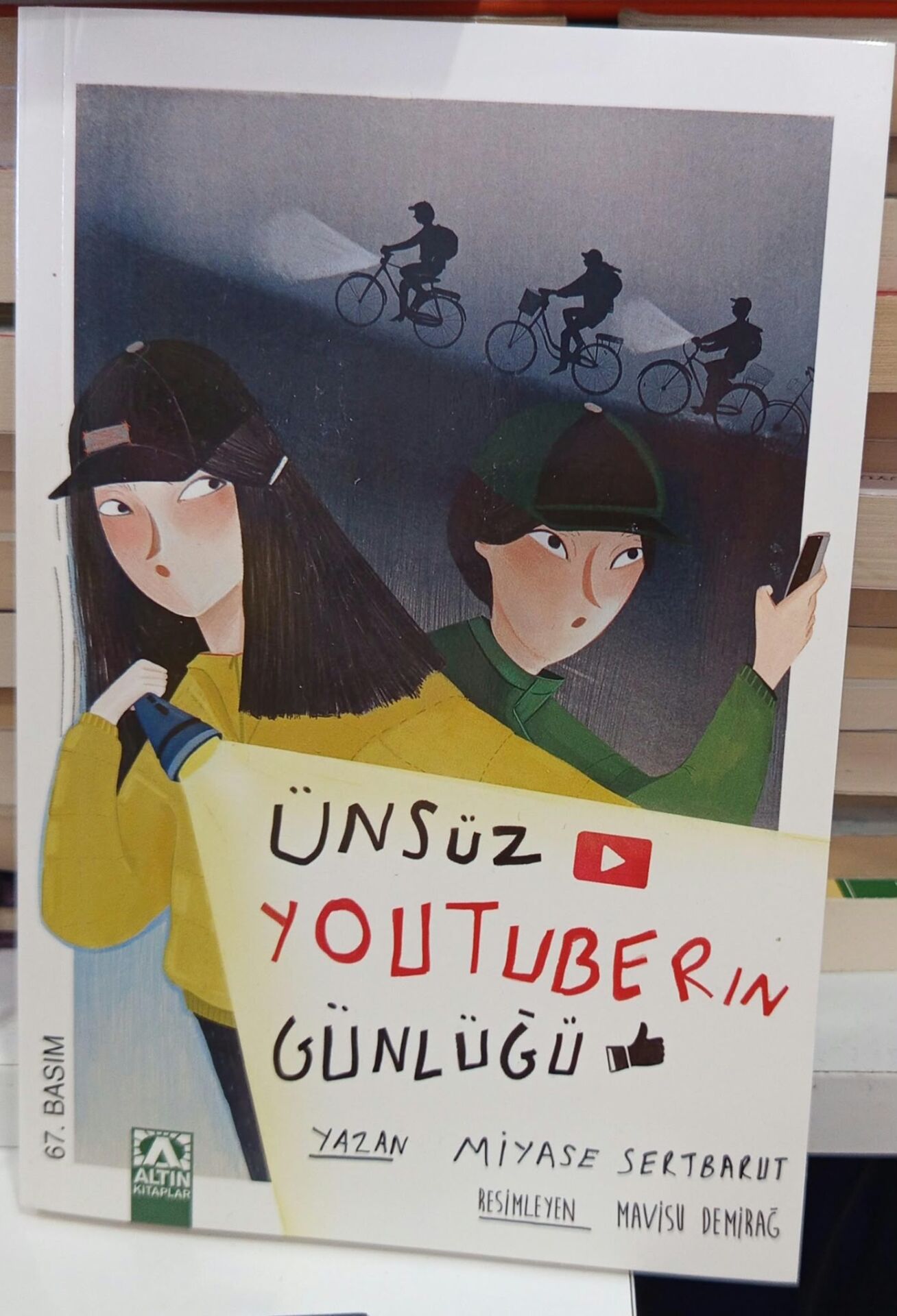 Ünsüz Youtuber'ın Günlüğü - Miyase Sertbarut