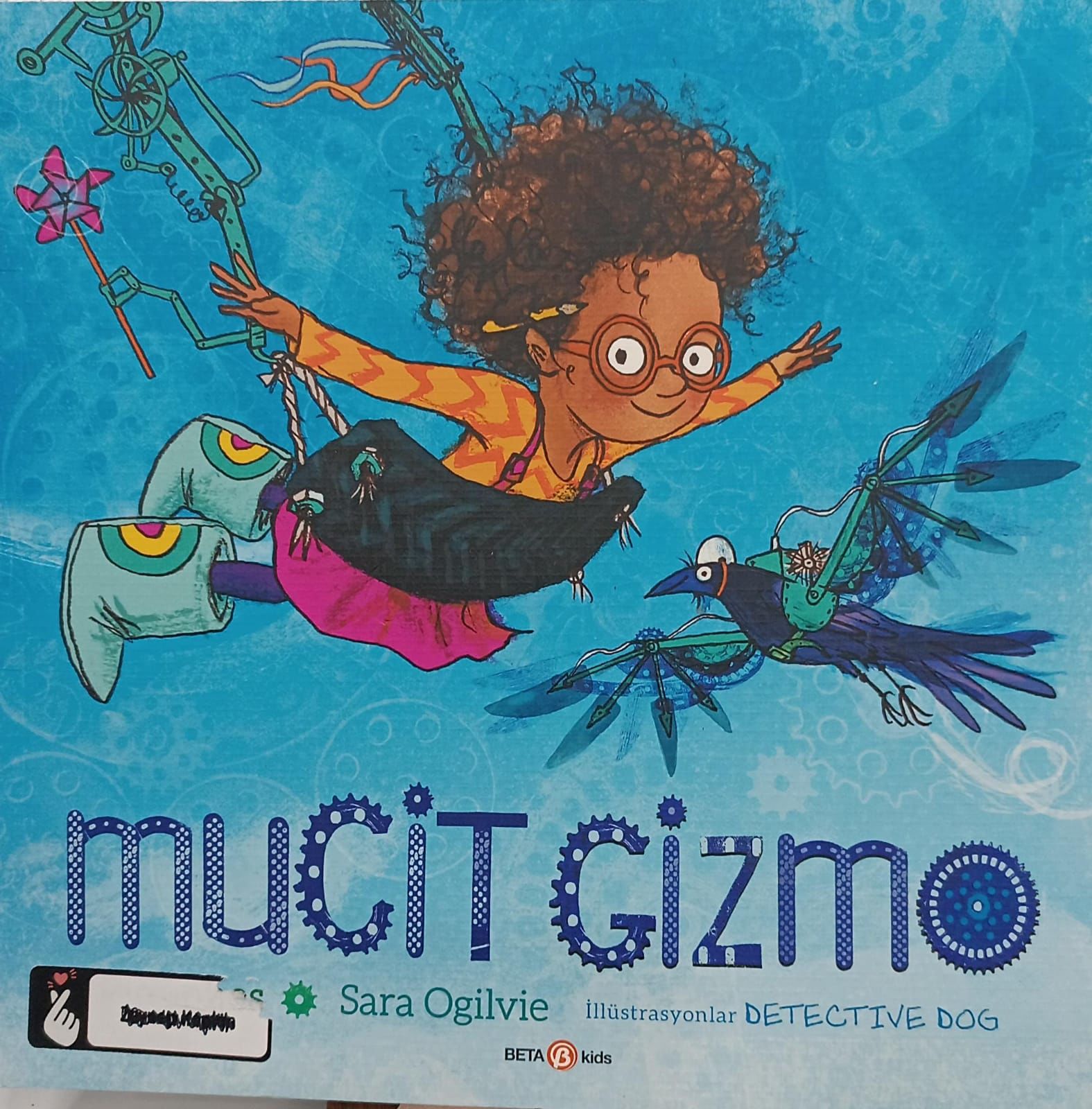 Mucit Gizmo - Sara Ogilvie