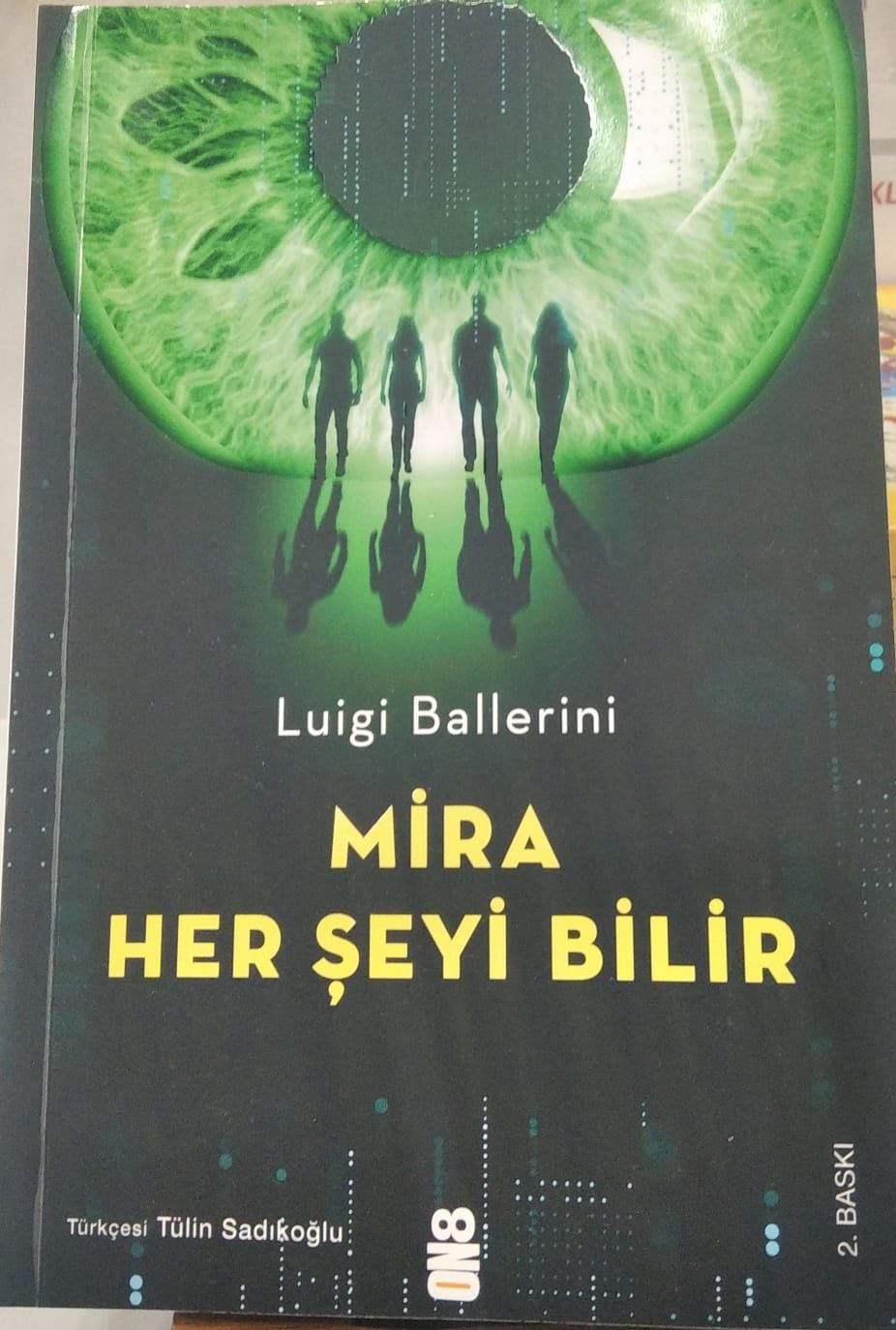 Mira Her Şeyi Bilir - Luigi Ballerini