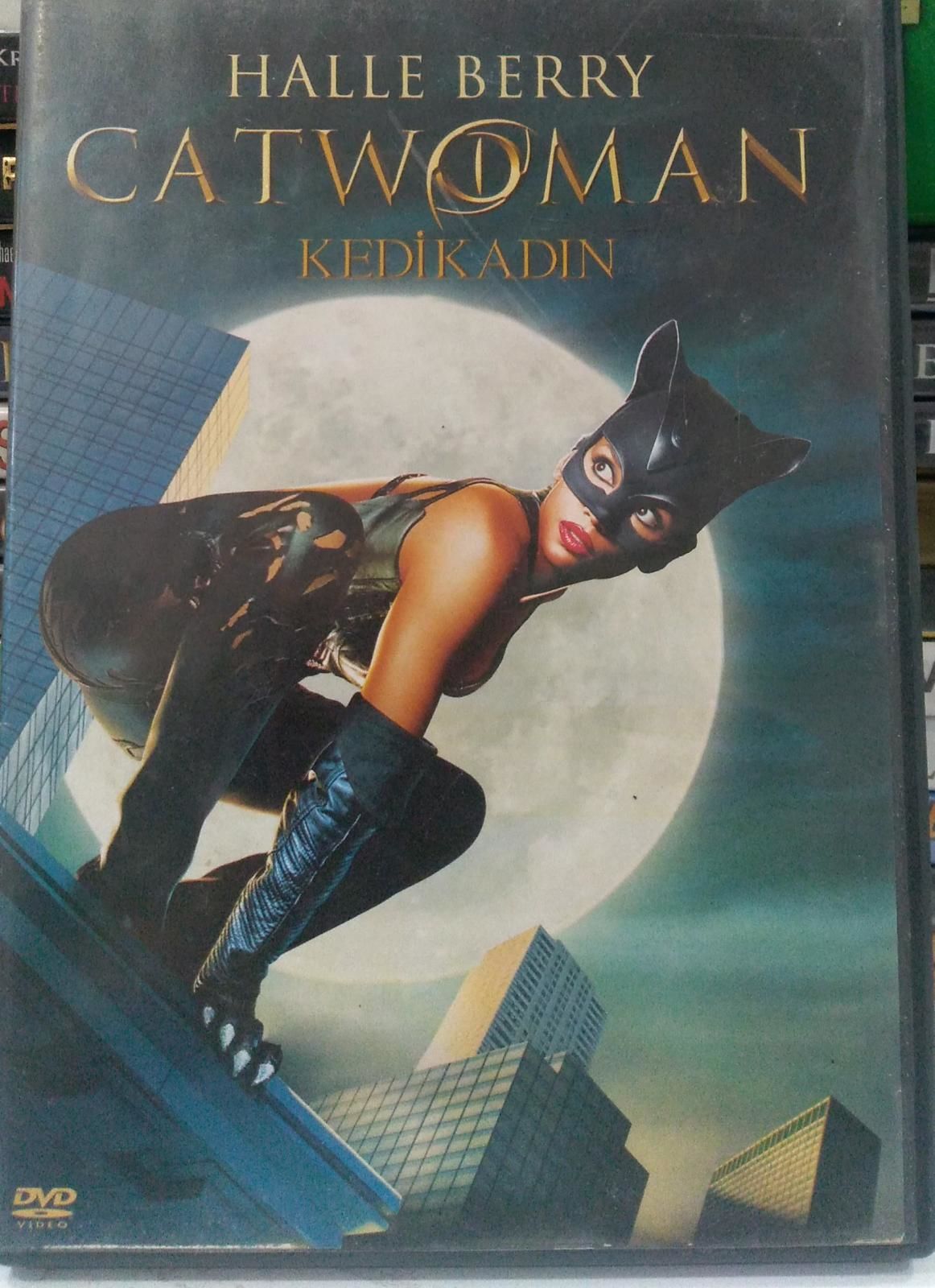 Kedi Kadın -Halle Bery