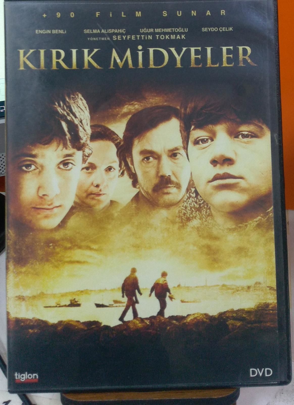 Kırık Midyeler-Selma Alispahic