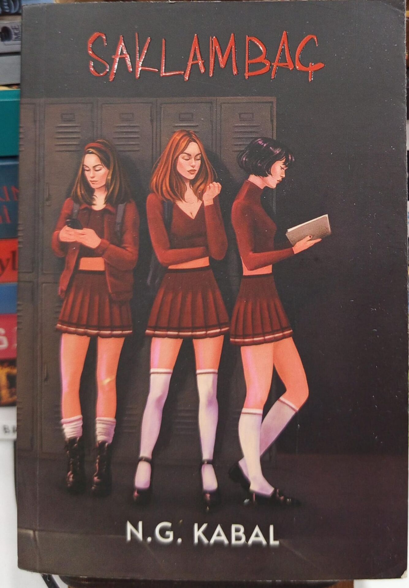 Saklambaç -  N.G.KABAL - Cep boy