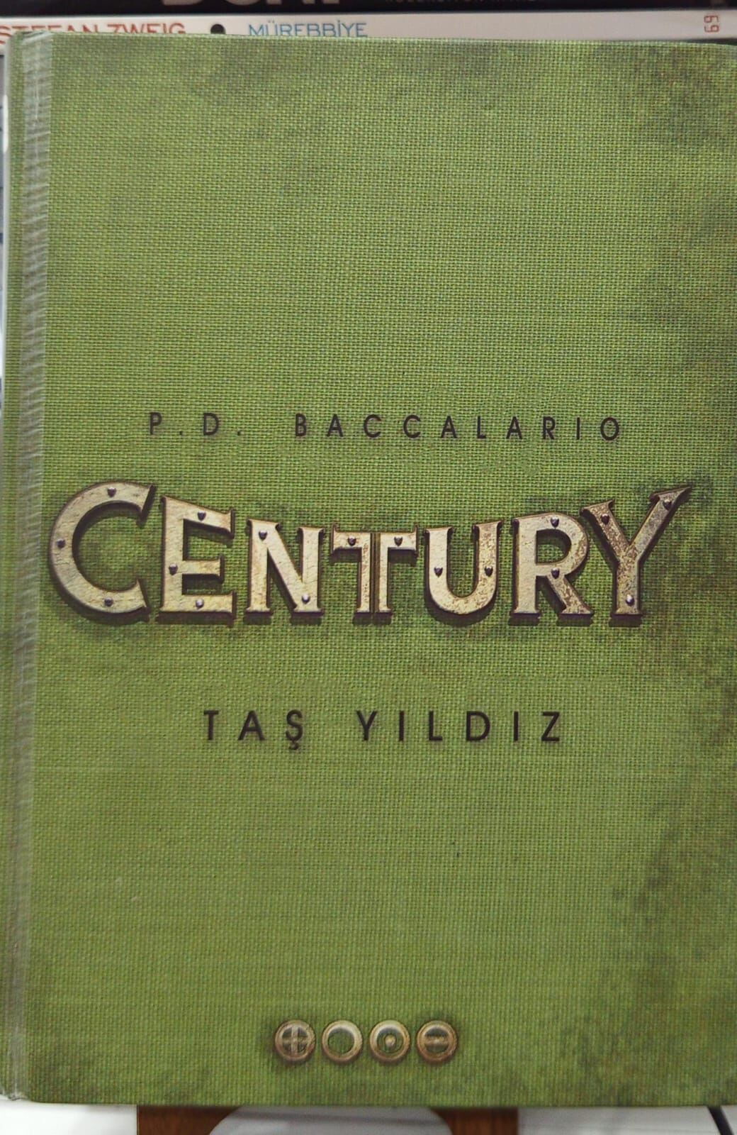 Century - Taş Yıldız - Pierdomenico Baccalario