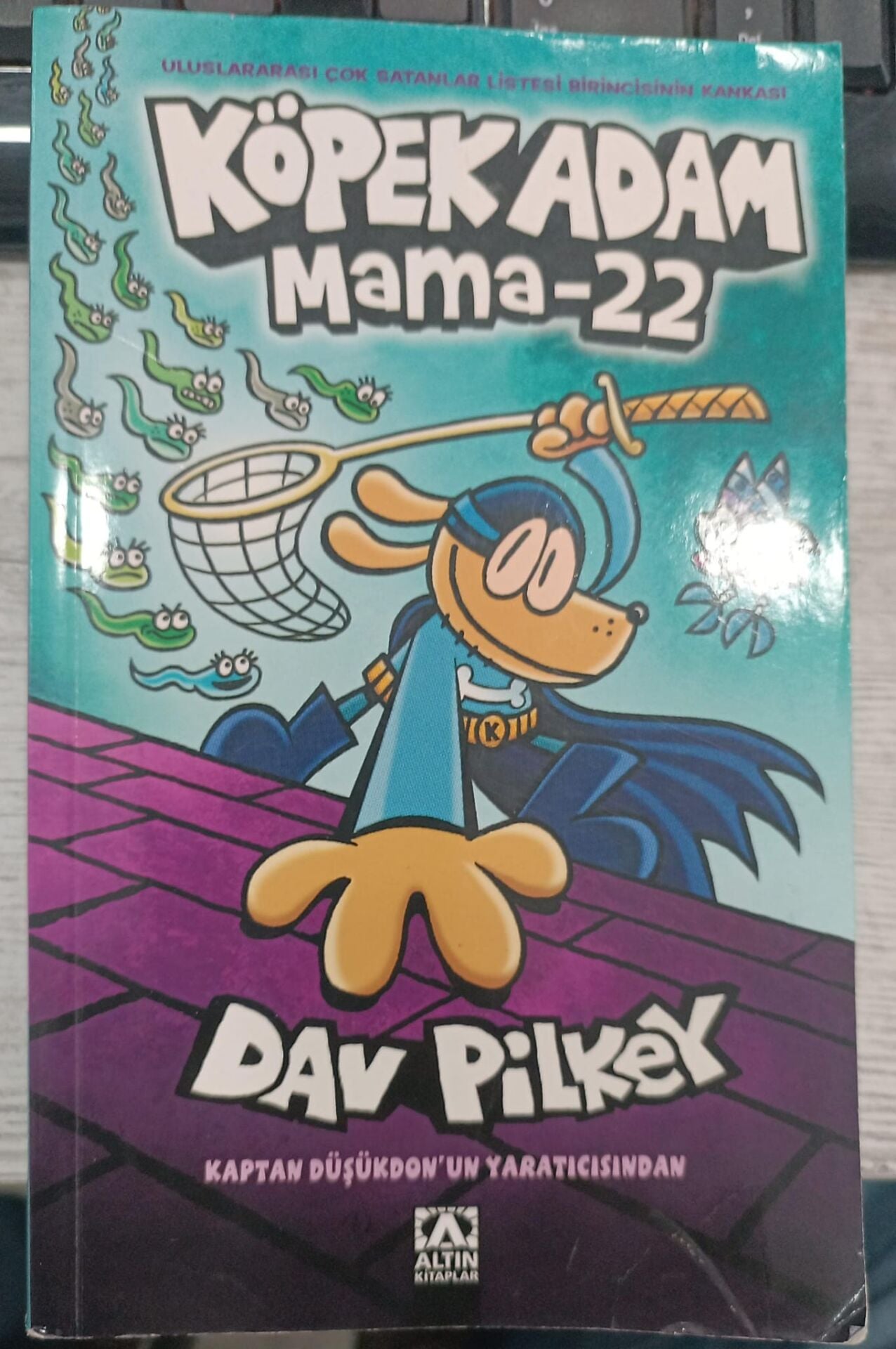 Köpek Adam 8 - Mama - 22 - Dav Pilkey