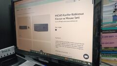 Samsung 733NW 17 Inc Monitör