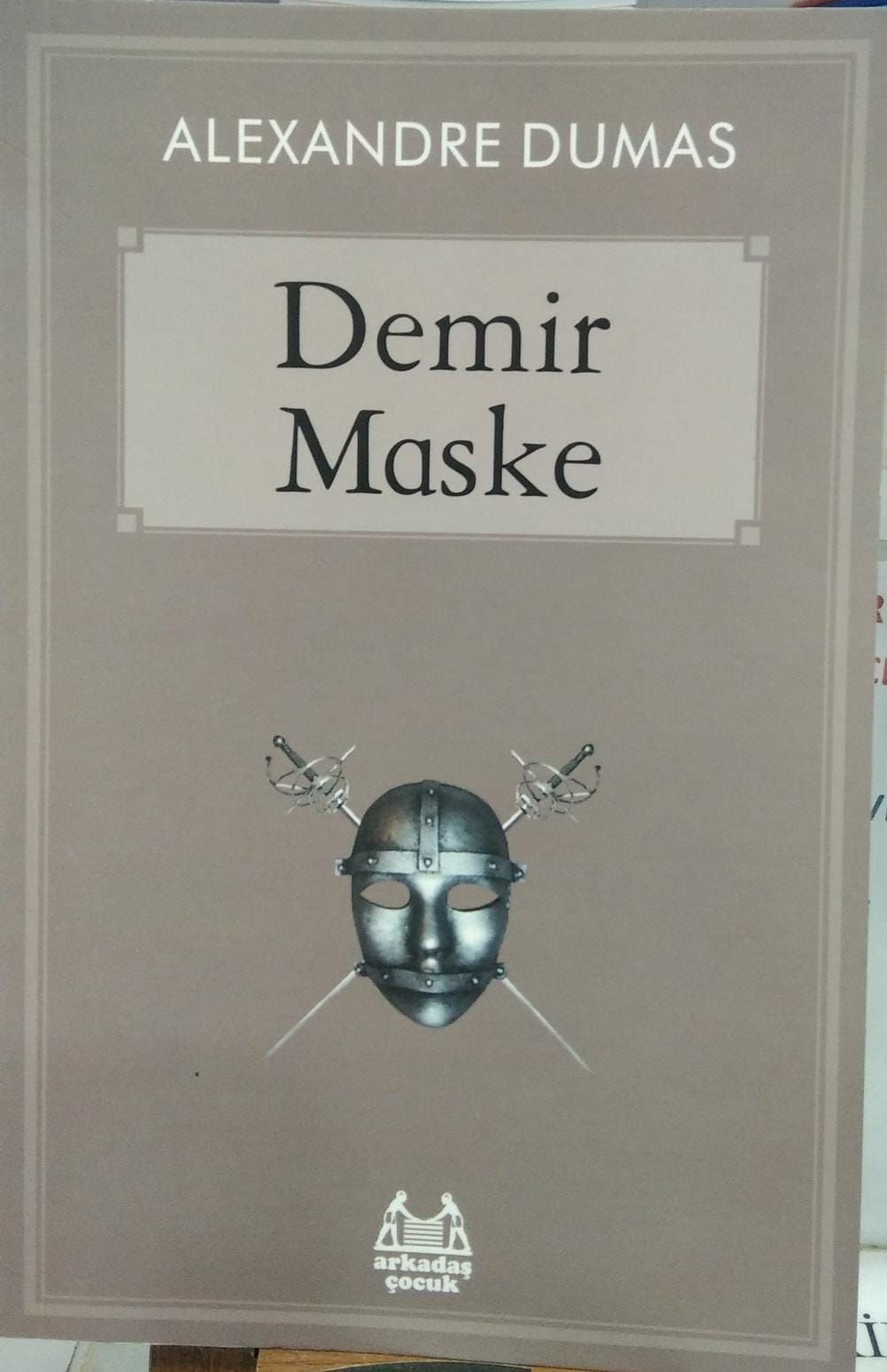 Demir Maske - Alexandre Dumas