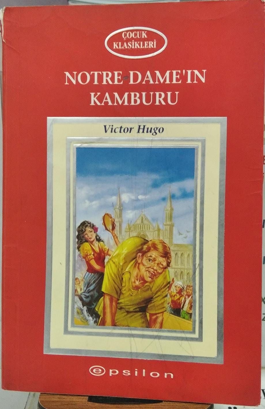 Notre Dame'ın Kamburu - Victor Hugo