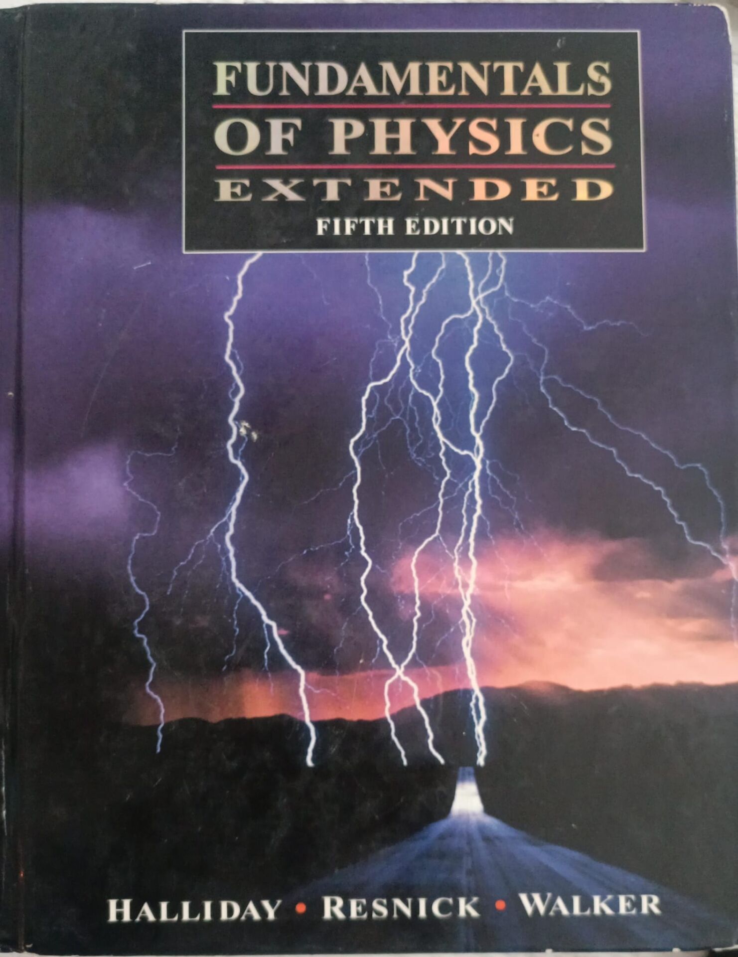 Fundamentals Of Physics Extended - Fifth Edition