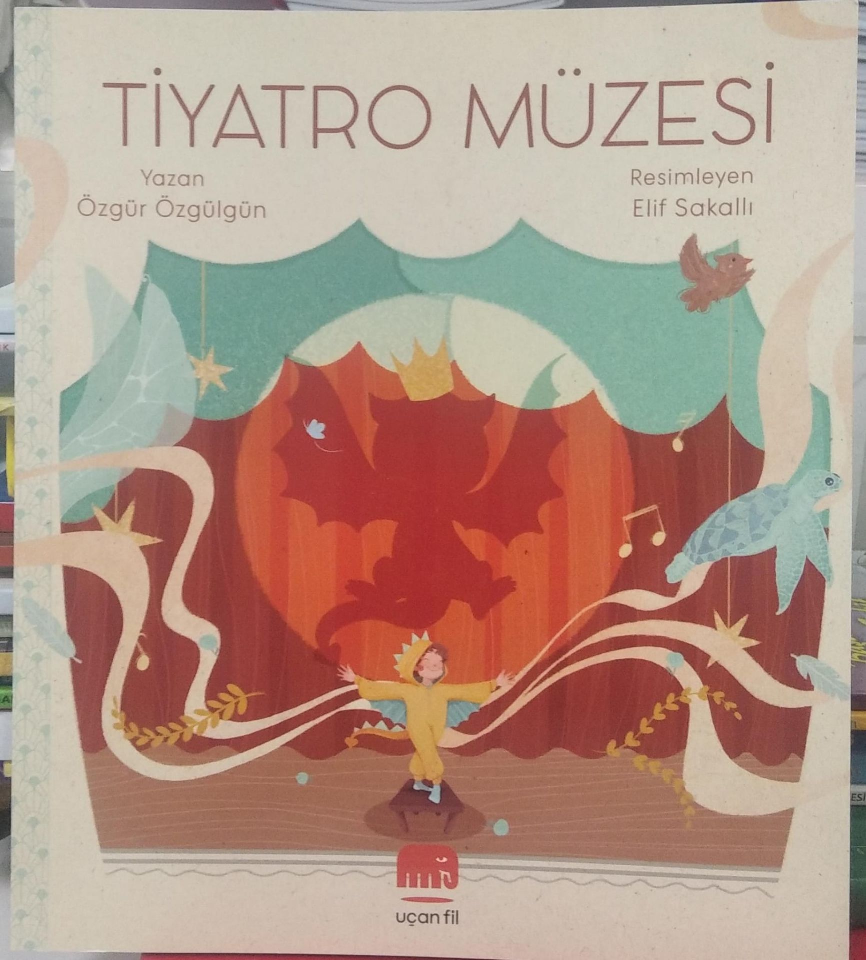 Tiyatro Müzesi - Özgür Özgülgün