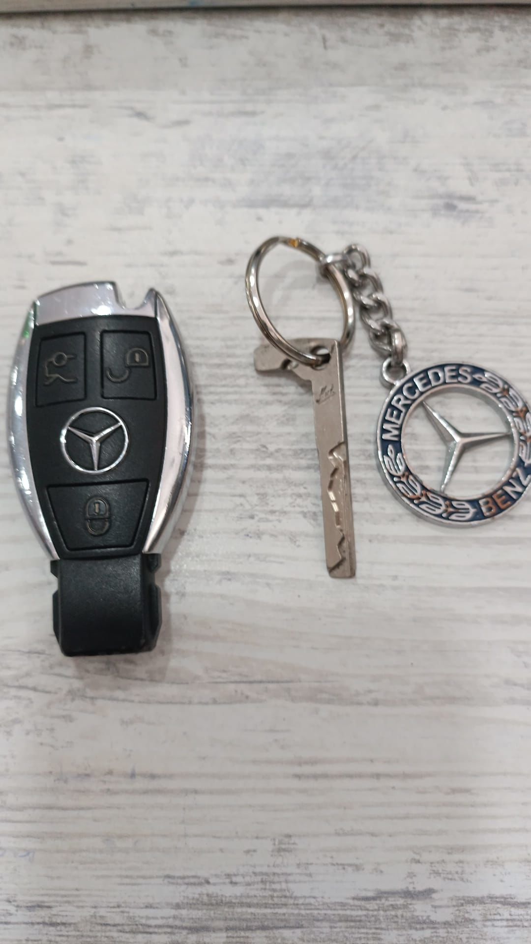Mercedes Benz Kontak Anahtarı