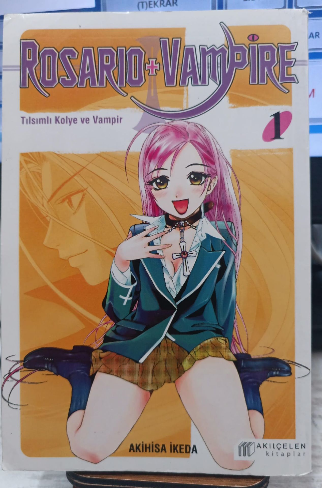 Rosario  Vampire - Tılsımlı Kolye ve Vampir 1