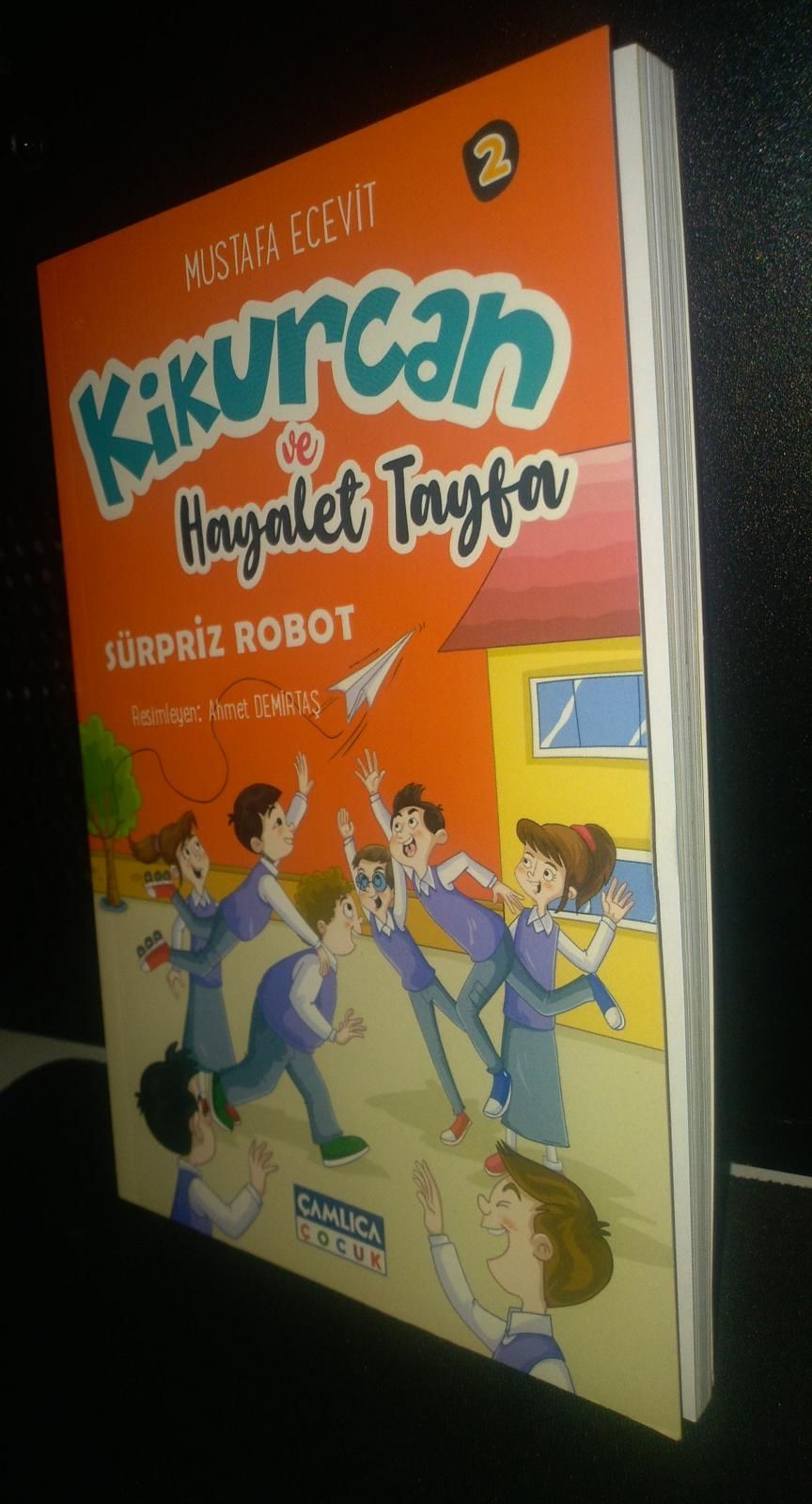 KİKURCAN VE HAYALET TAYFA - SÜRPRİZ ROBOT